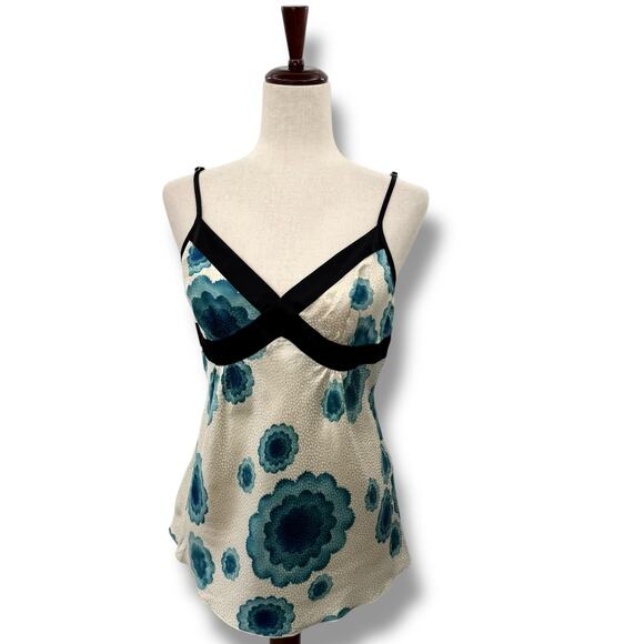 VTG Trina Turk Y2K Babydoll Top Size Large 100% Silk Cream Blue Floral Blouse - Picture 1 of 9